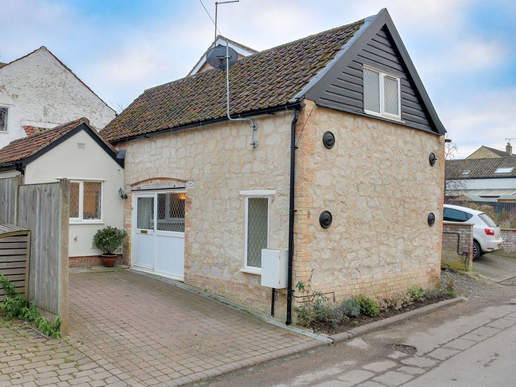 2 bed detached house for sale in Low Road, Burwell CB25, £290,000