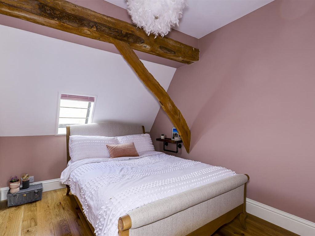 4 bed barn conversion for sale in Wood Hall, Arkesden, Saffron Walden CB11, £850,000