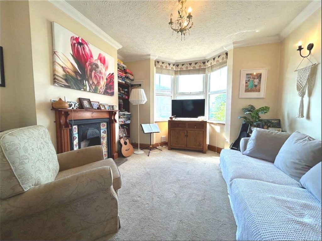 4 bed terraced house for sale in Burford Road, Evesham WR11, £235,000