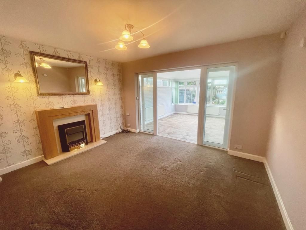 2 bed bungalow for sale in Curzon Street, Long Eaton NG10, £300,000