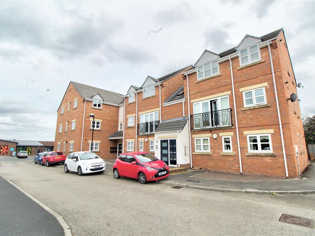 2 bed flat for sale in Melbeck Court, Great Lumley, Chester Le Street DH3, £105,000
