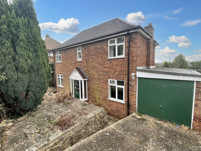 3 bed detached house for sale in Middlebrook Road, Downley, High Wycombe HP13, £450,000