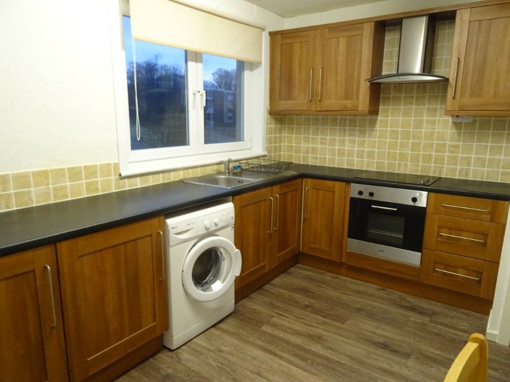 2 bed flat to rent in 245 Craigie Drive, Craigie, Dundee DD4, £650 pcm