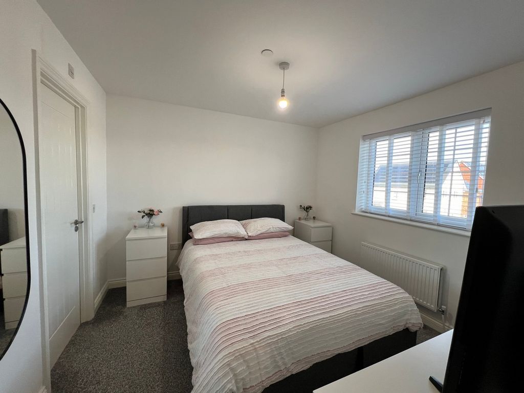 4 bed semi-detached house for sale in Ffordd Maendy Tonyrefail -, Tonyrefail CF39, £299,995