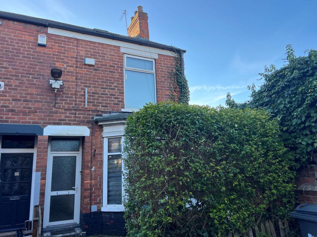 3 bed terraced house for sale in 4 Bethnal Green, Beverley Road, Hull HU6, £82,000