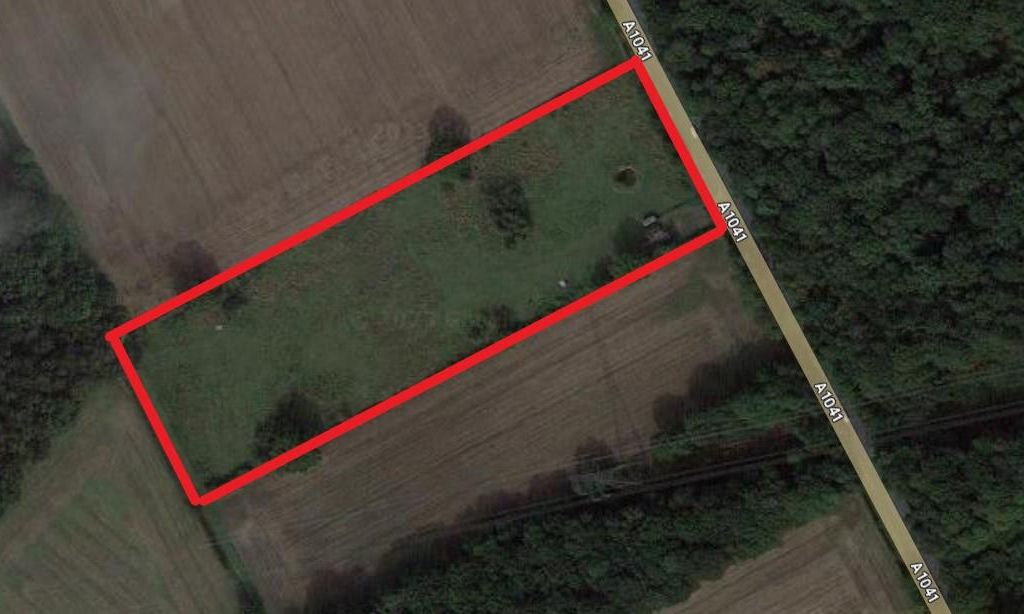 Land for sale in Camblesforth Road, Selby YO8, £135,000