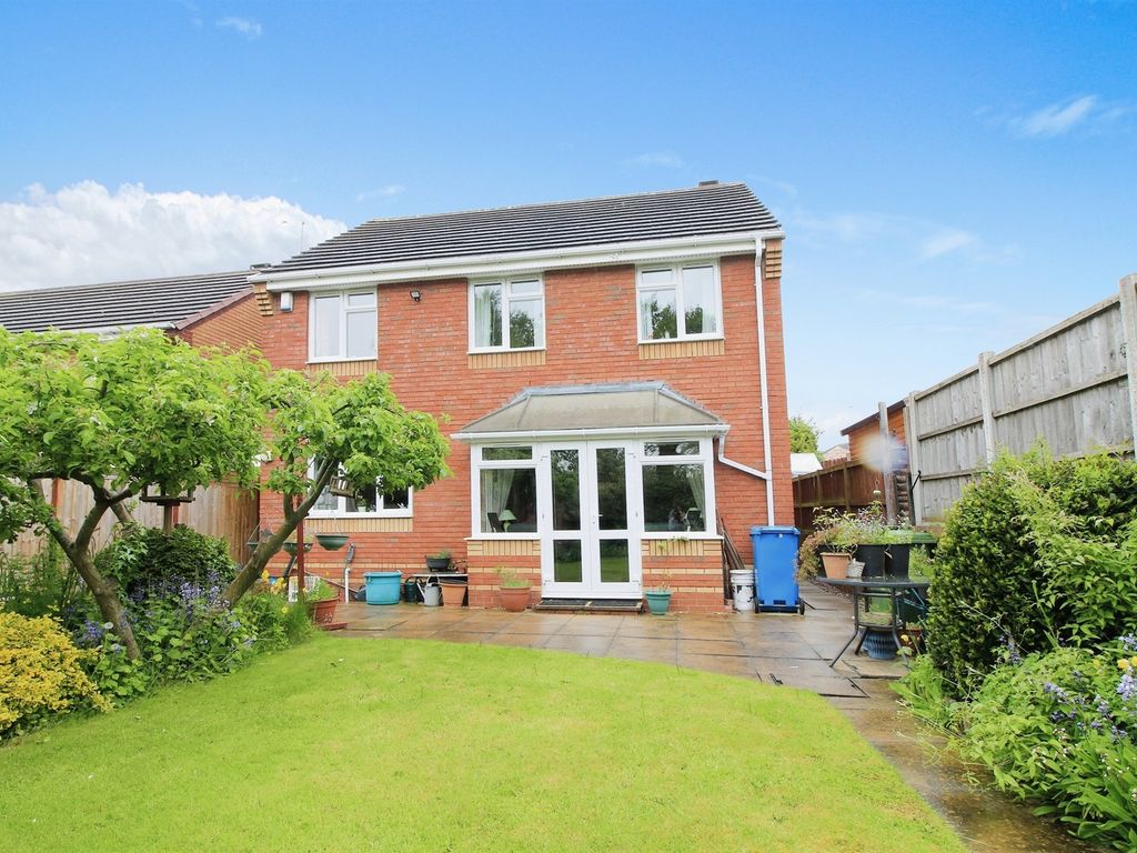 4 bed detached house for sale in Fawn Close, Huntington, Cannock WS12, £340,000