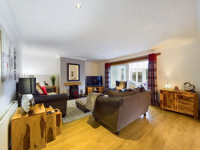 4 bed detached bungalow for sale in Castlehill Lane, Symington, Biggar ML12, £375,000