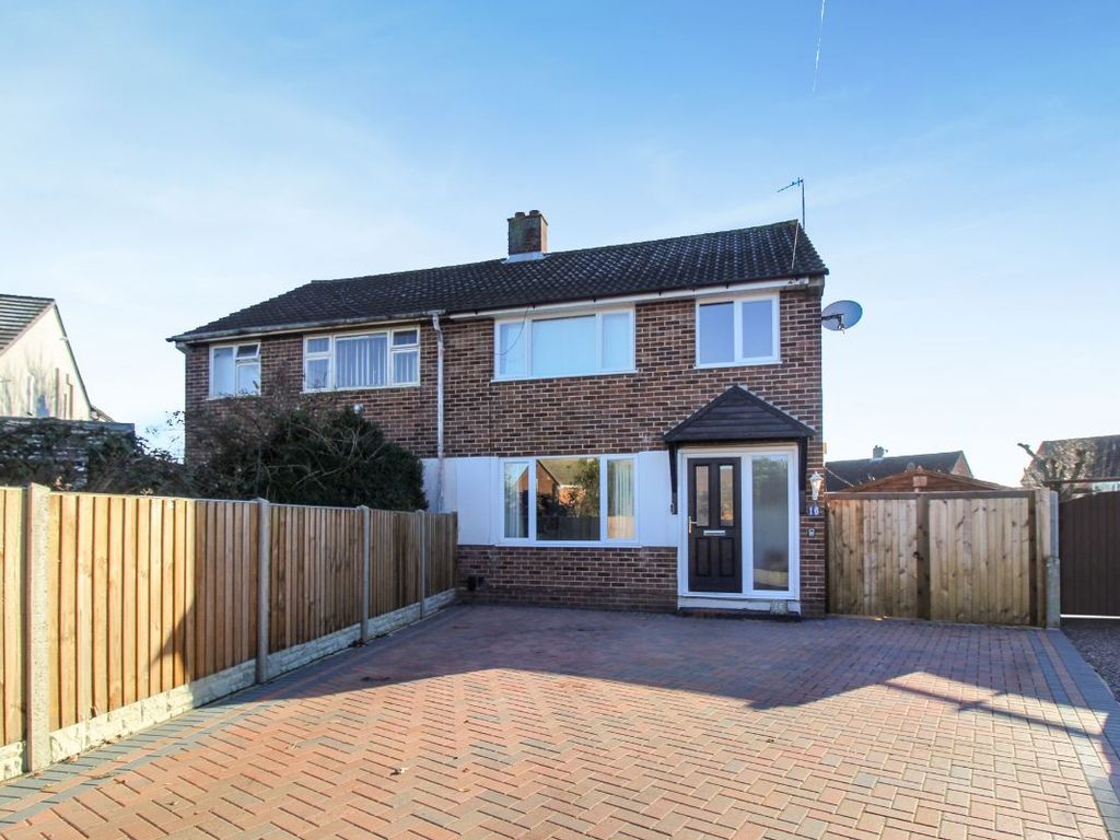 3 bed semi-detached house for sale in Gilwell Close, Bedford MK41, £340,000