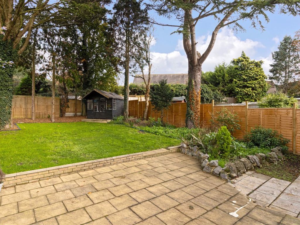 4 bed semi-detached bungalow for sale in High Street, Worthing BN14, £430,000
