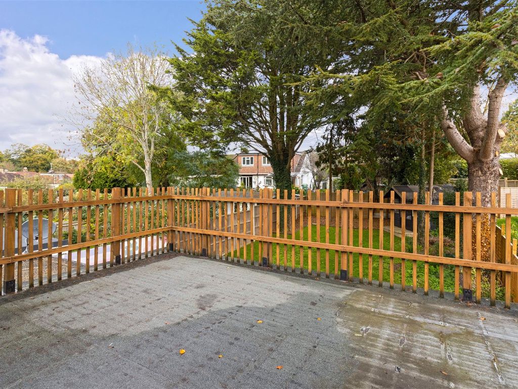 4 bed semi-detached bungalow for sale in High Street, Worthing BN14, £430,000