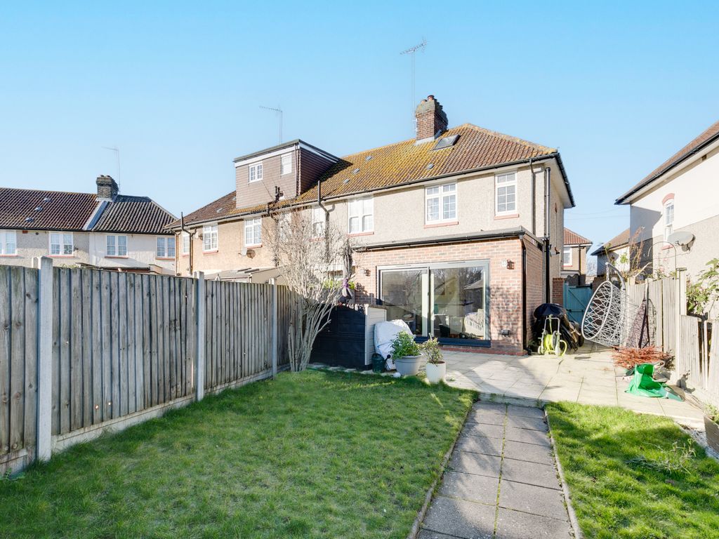 2 bed semi-detached house for sale in Hesperus Crescent, London E14, £800,000