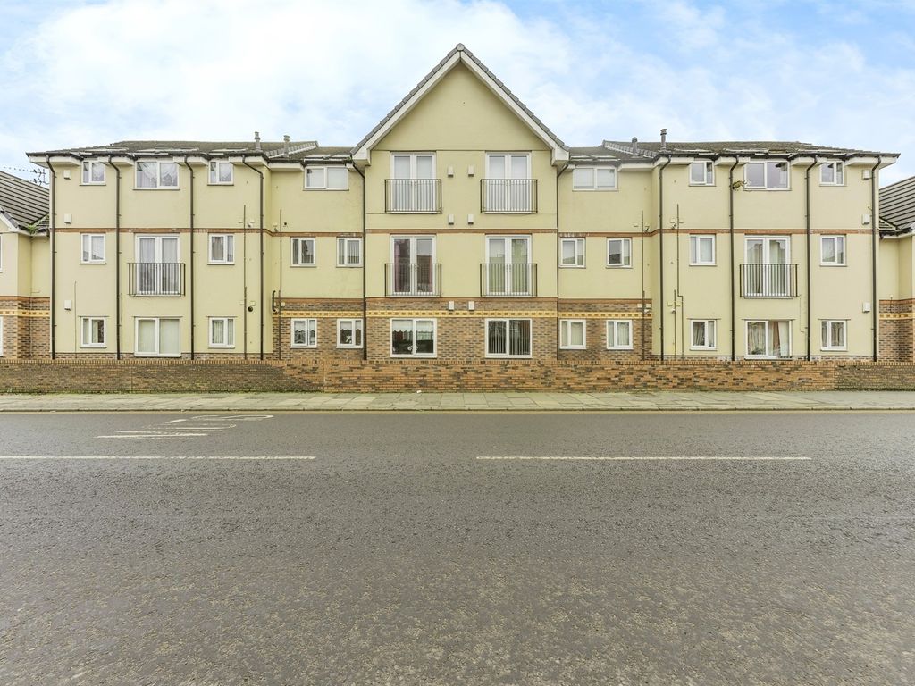 2 bed flat for sale in Poulton Road, Wallasey CH44, £65,000