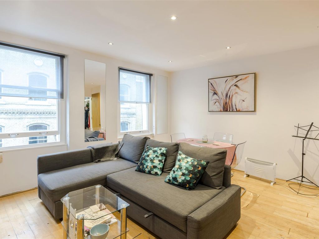 1 bed flat to rent in Beak Street, Soho W1F, £2,470 pcm