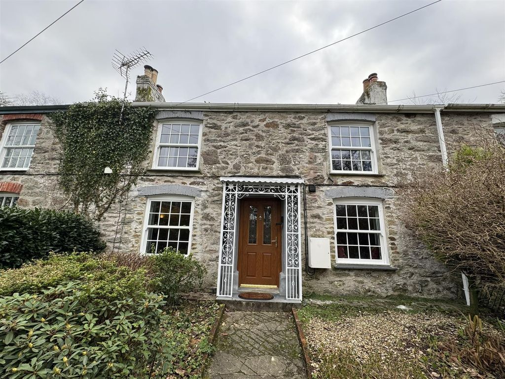 3 bed terraced house to rent in Glenside, Perranarworthal, Truro TR3, £1,200 pcm