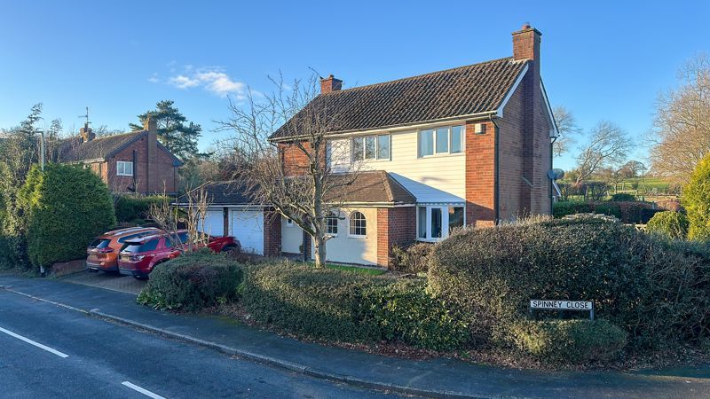 3 bed detached house for sale in Spinney Close, Endon, Stoke-On-Trent ST9, £380,000