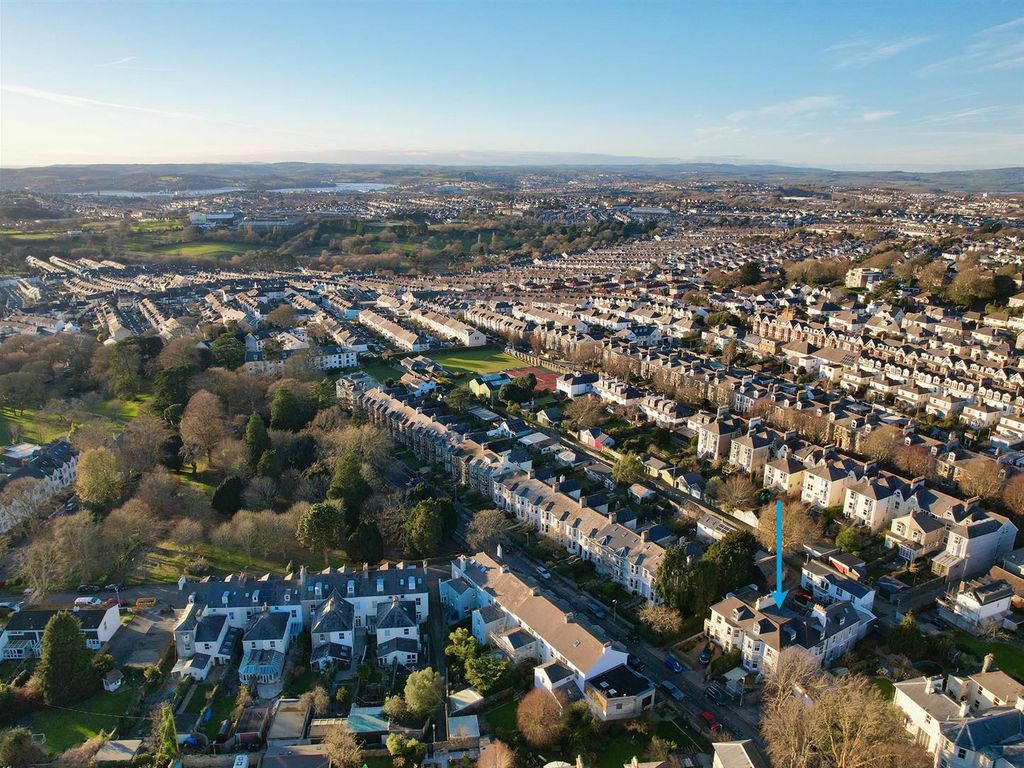 5 bed town house for sale in Thorn Park, Mannamead, Plymouth PL3, £750,000