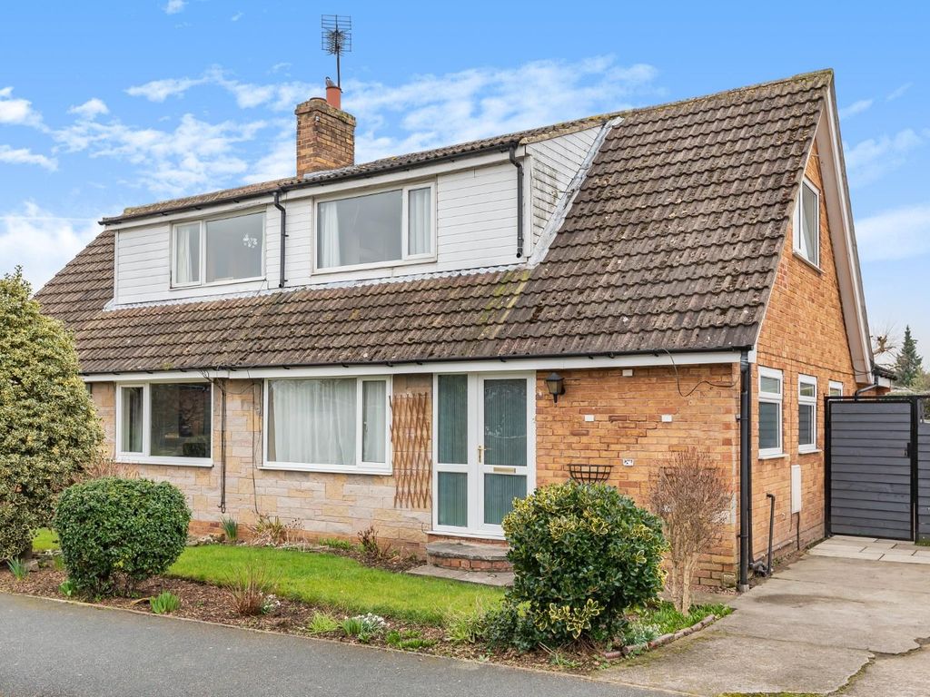 3 bed semi-detached bungalow for sale in Prospect Drive, Tadcaster LS24, £275,000