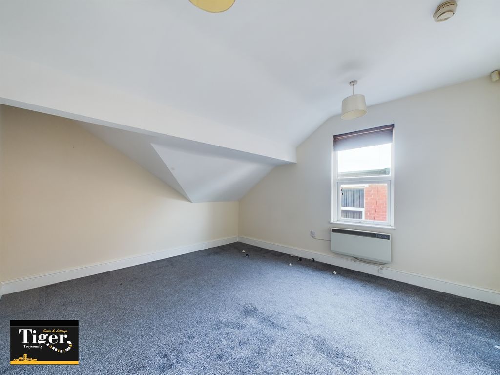 1 bed flat for sale in Hornby Road, Blackpool FY1, £45,000