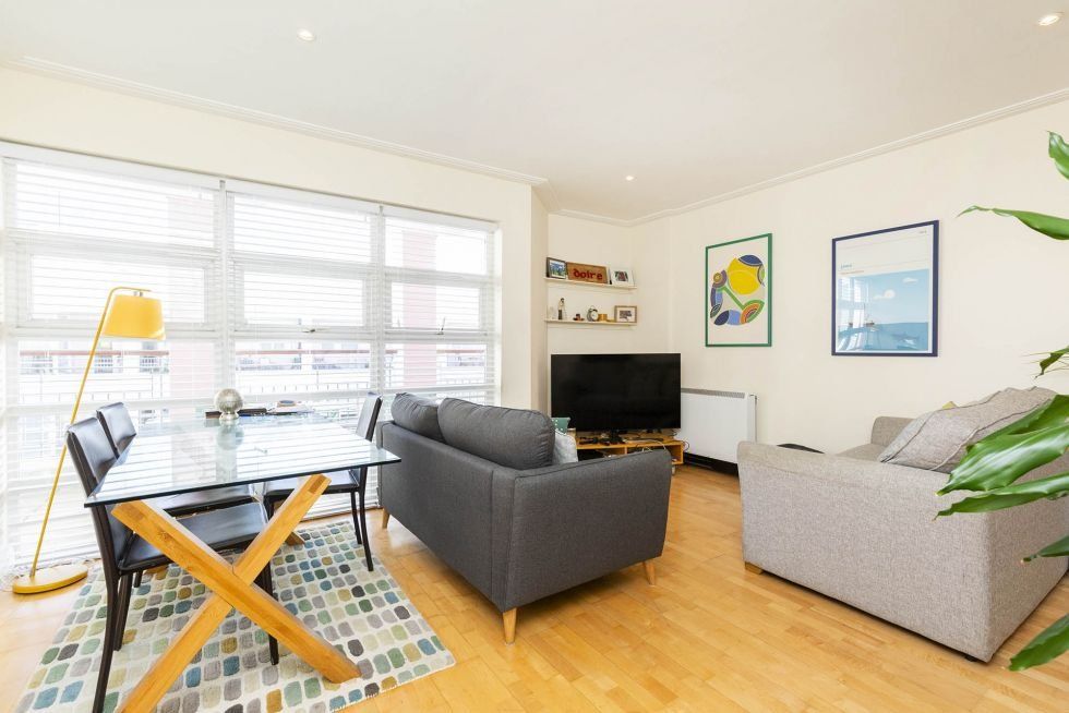 2 bed flat to rent in Drayton Park, London N5, £2,448 pcm