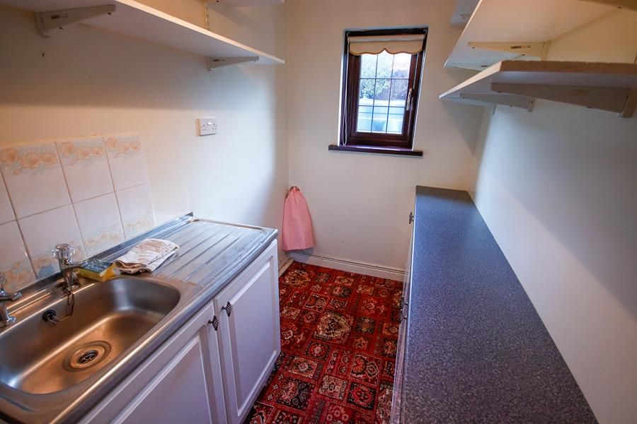 3 bed bungalow for sale in 6 Llys Y Ferin, Nantgaredig, Carmarthen SA32, £340,000