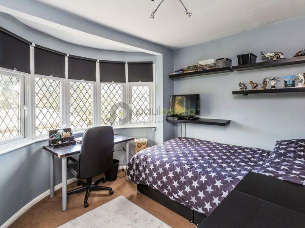 4 bed detached house for sale in Kenley Lane, Kenley, Surrey CR8, £800,000