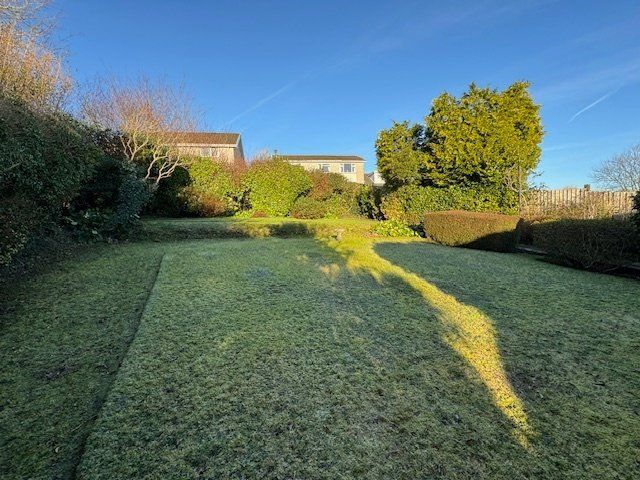 3 bed bungalow for sale in Heol Pwll-Y-Pant, Energlyn, Caerphilly CF83, £240,000