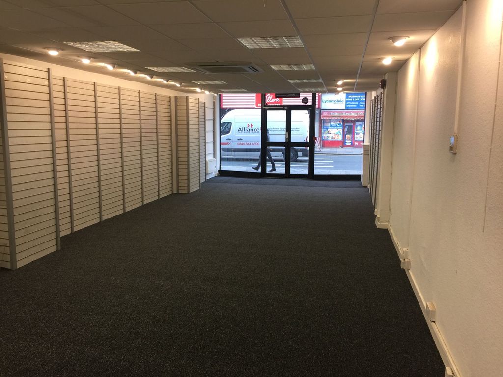 Retail premises for sale in Bradshawgate, Bolton BL1, £50,000