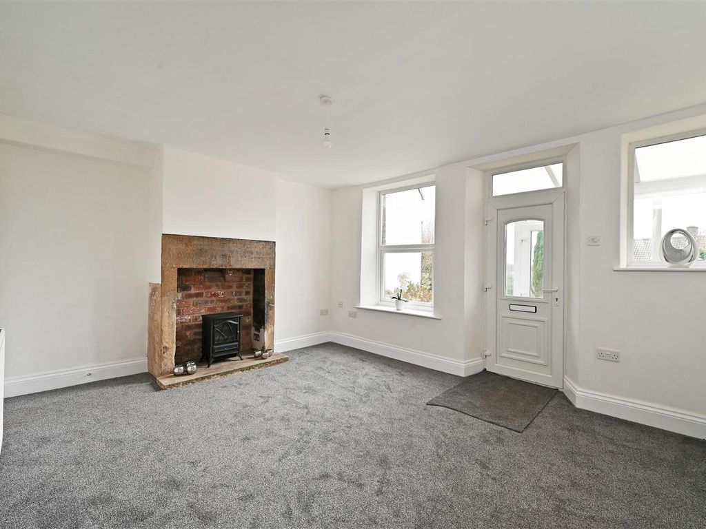 2 bed cottage for sale in Lightwood Road, Marsh Lane, Sheffield S21, £220,000