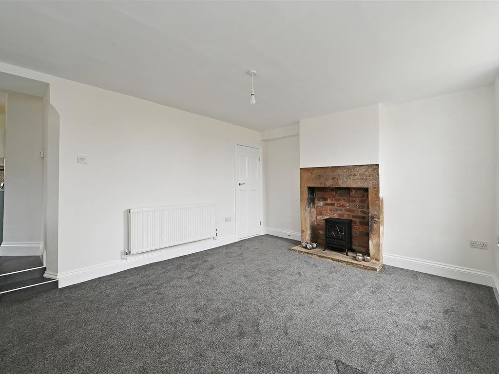 2 bed cottage for sale in Lightwood Road, Marsh Lane, Sheffield S21, £220,000