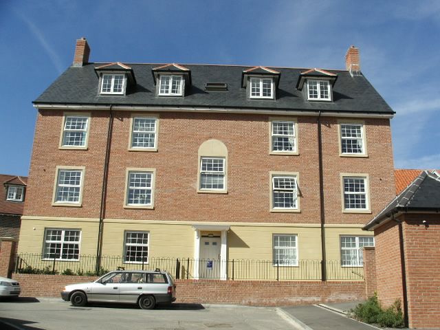 2 bed flat for sale in The Gavel, Sturminster Newton DT10, £145,000