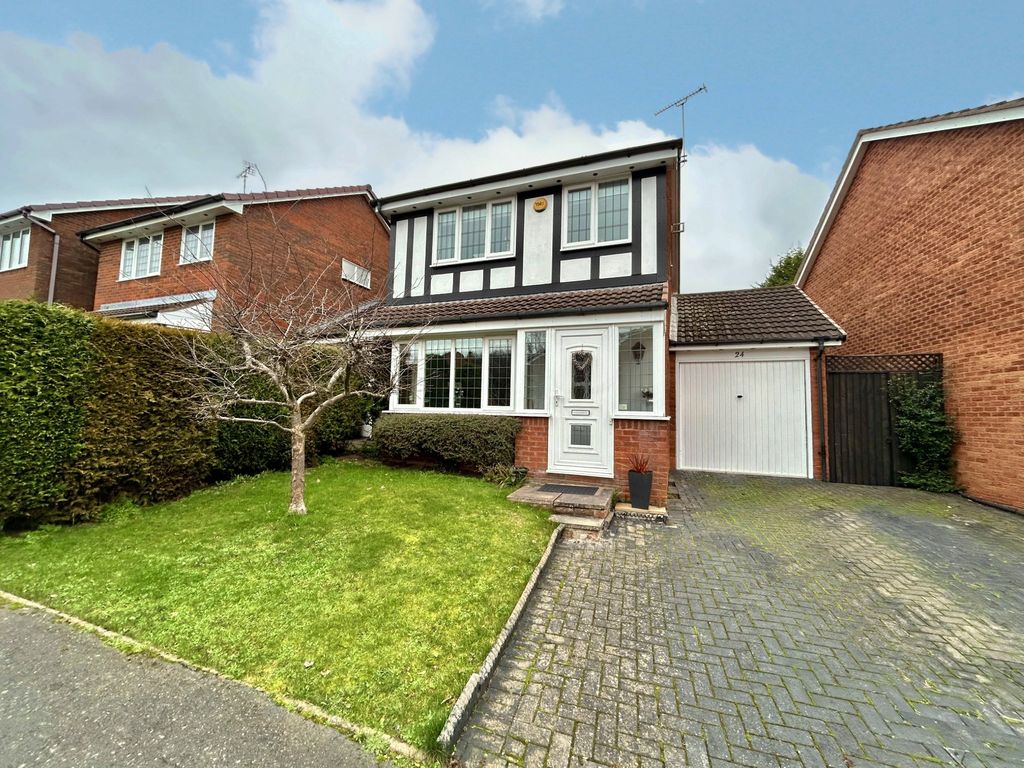 3 bed detached house for sale in Knightcote Drive, Shirley, Solihull B91, £485,000