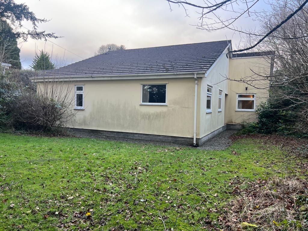 3 bed detached bungalow for sale in Dol-Y-Bont, Borth, Aberystwyth SY24, £325,000