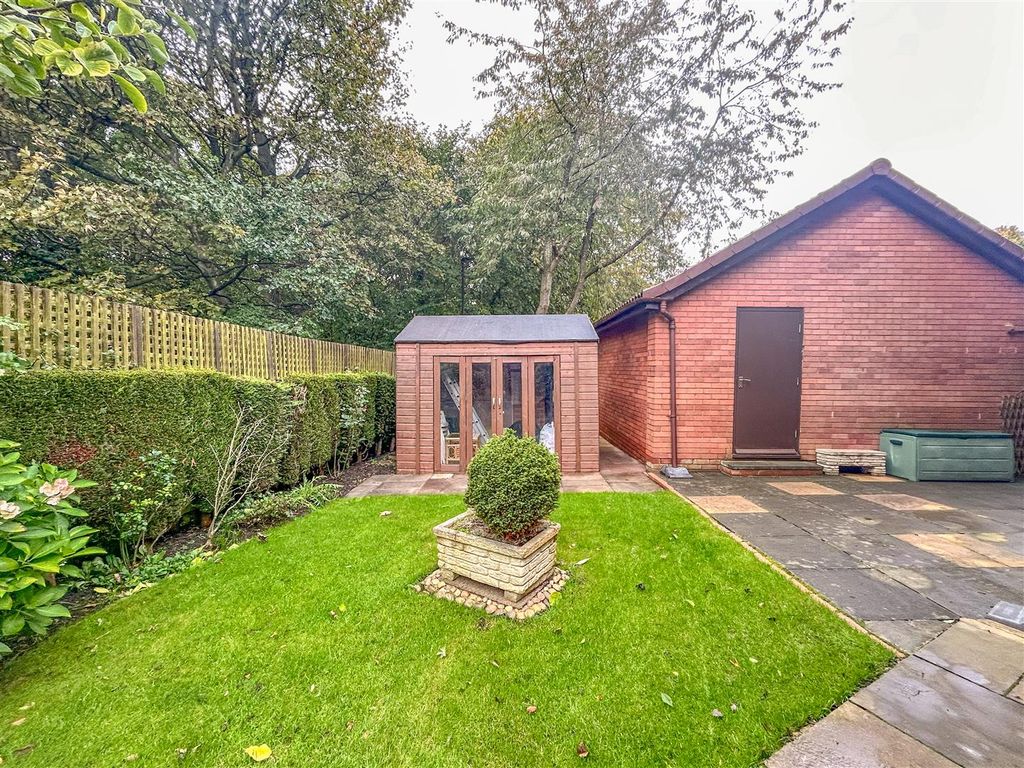 4 bed detached house for sale in High Laws, South Gosforth, Newcastle Upon Tyne NE3, £490,000