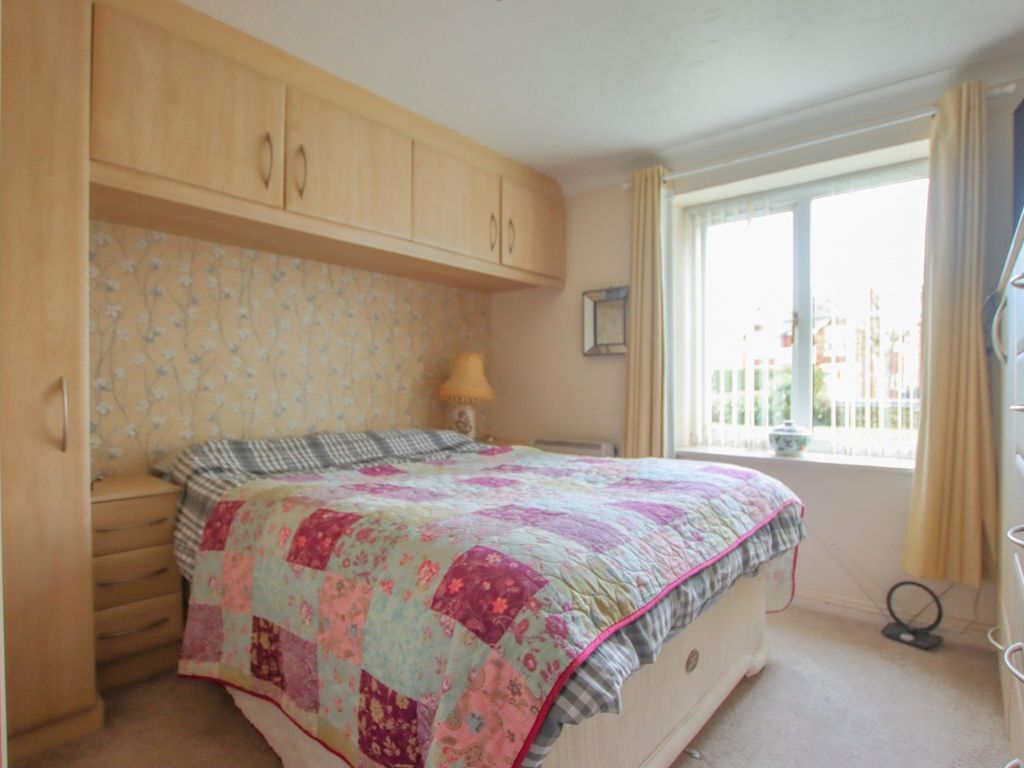 1 bed flat for sale in Hunstanton Road, Dersingham, King's Lynn PE31, £150,000