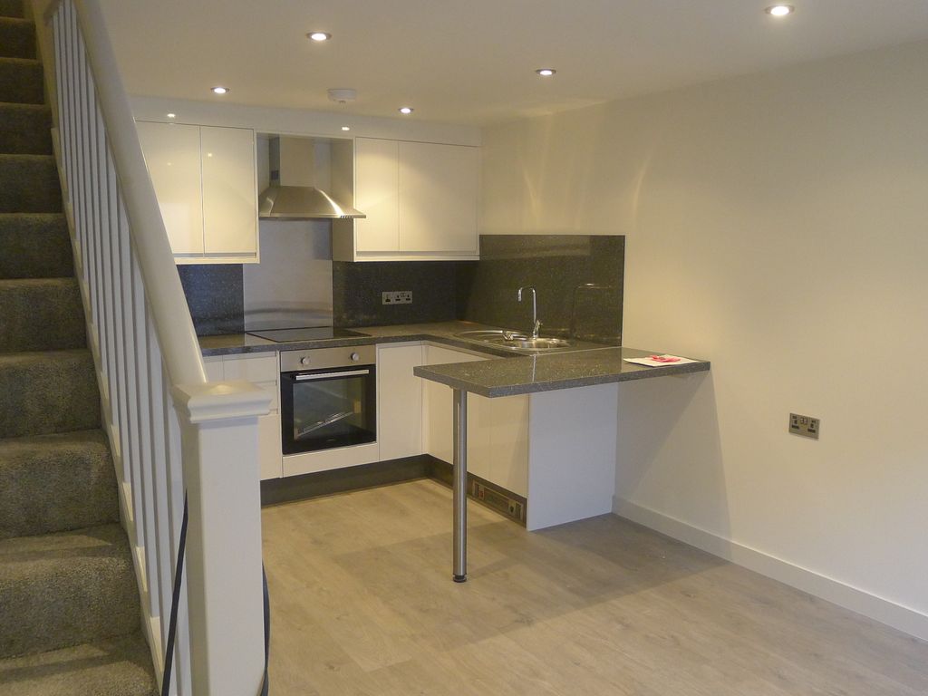 1 bed town house to rent in Prospect Terrace, Newton Abbot TQ12, £975 pcm