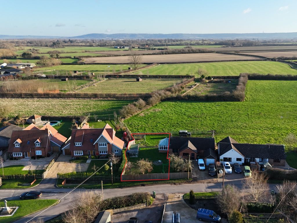 Land for sale in Moreton, Oxfordshire, Moreton, Oxfordshire, Oxfordshire OX9, £375,000