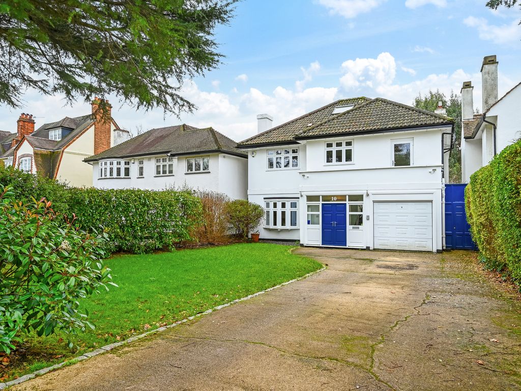 5 bed detached house for sale in Manor Way, London SE3, £2,350,000