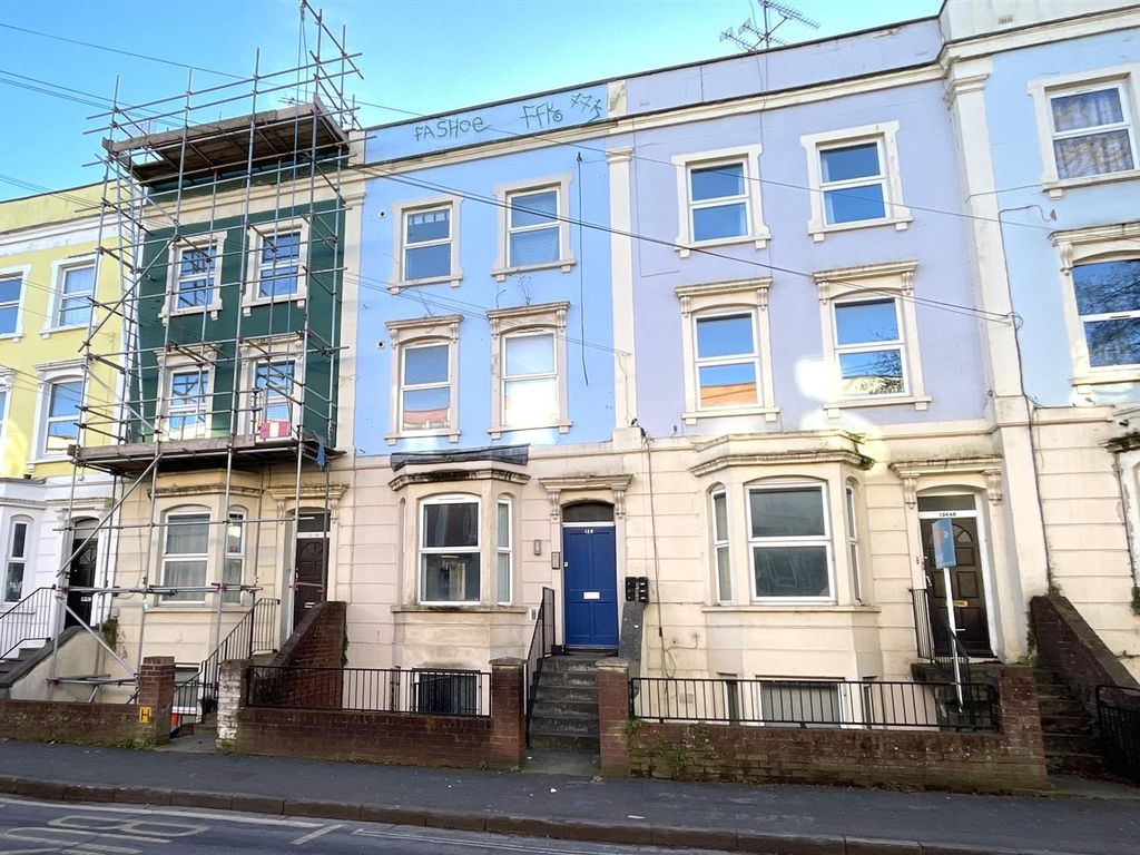 1 bed flat for sale in City Road, St. Pauls, Bristol BS2, £125,000
