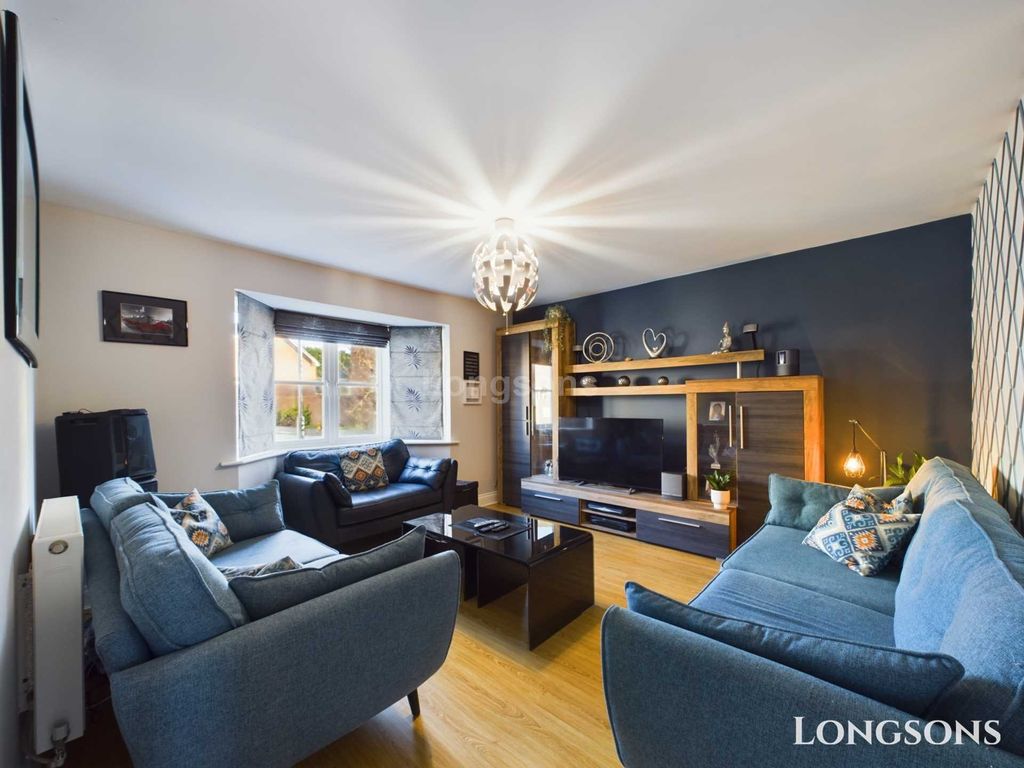 4 bed town house for sale in Langridge Circle, Watlington PE33, £280,000