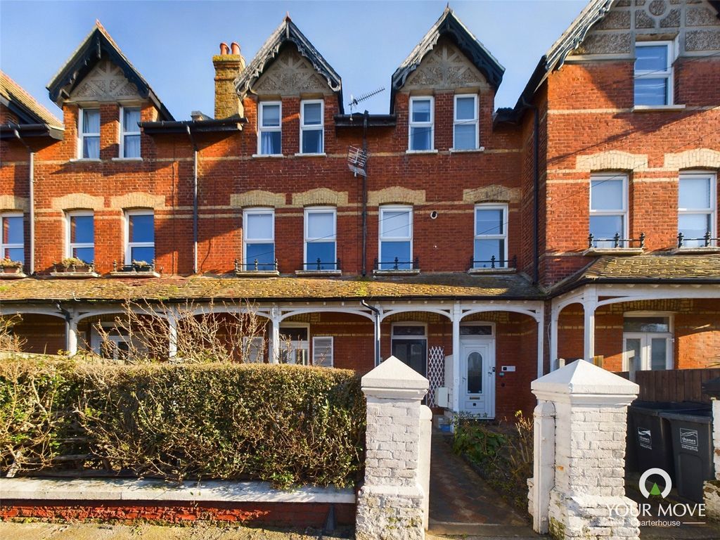 1 bed flat for sale in Dent-De-Lion Road, Westgate-On-Sea, Kent CT8, £130,000