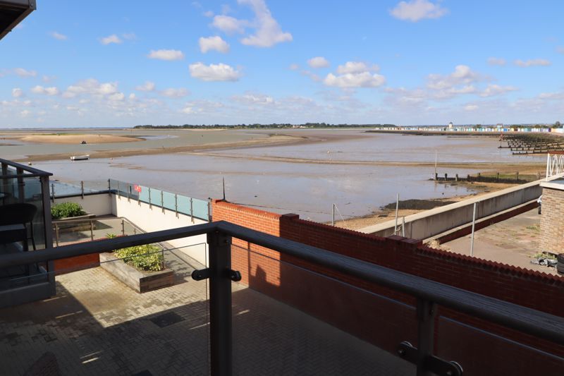 1 bed flat for sale in Waterside Marina, Brightlingsea CO7, £215,000