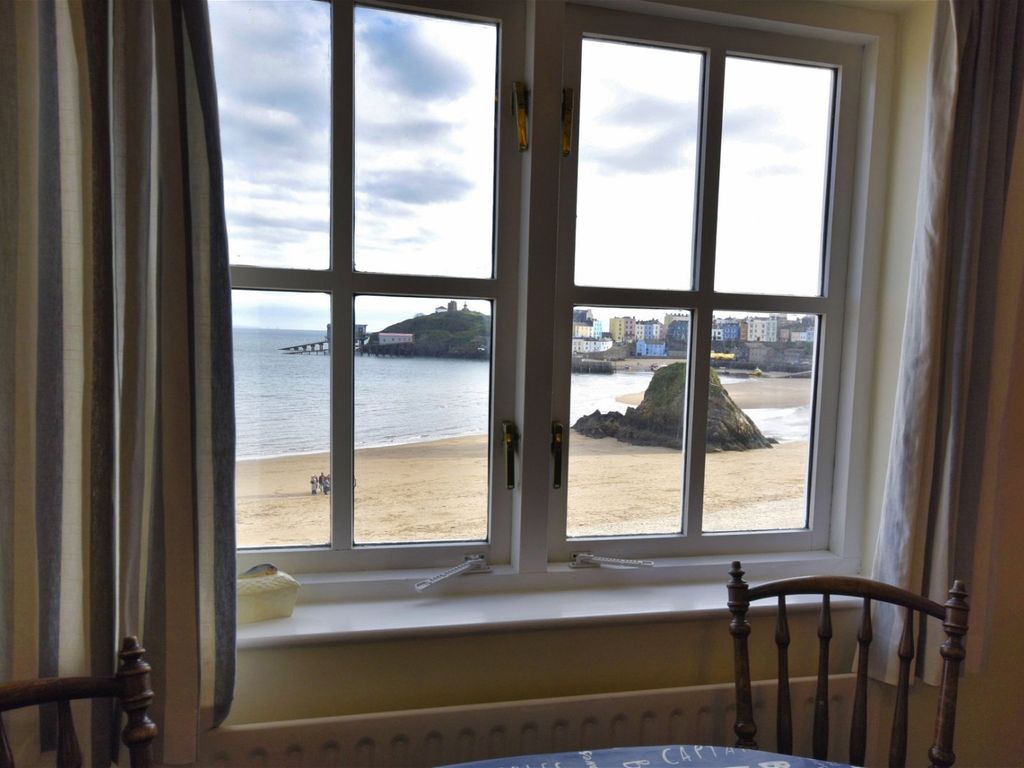 2 bed flat for sale in 5 Sunny Cove, The Croft, Tenby SA70, £525,000
