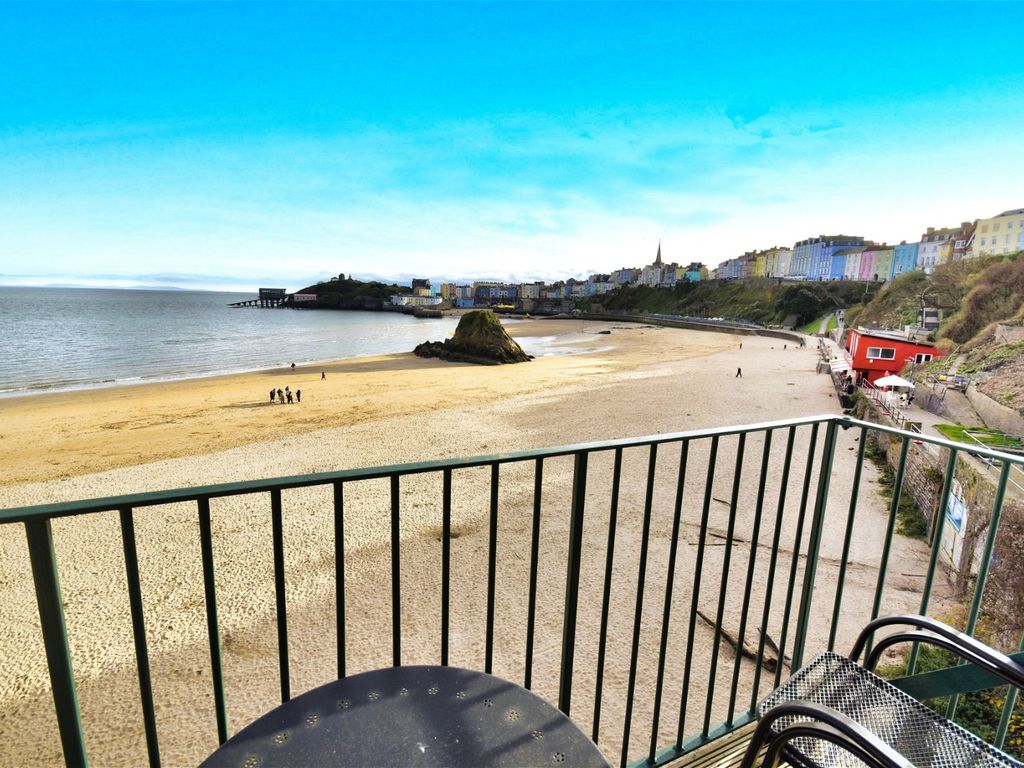 2 bed flat for sale in 5 Sunny Cove, The Croft, Tenby SA70, £525,000
