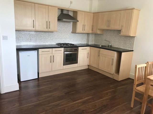 1 bed flat to rent in William Place, Bow E3, £1,550 pcm
