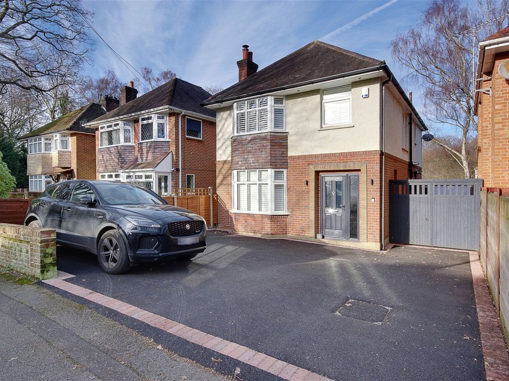3 bed detached house for sale in Wordsworth Avenue, Bournemouth BH8, £525,000