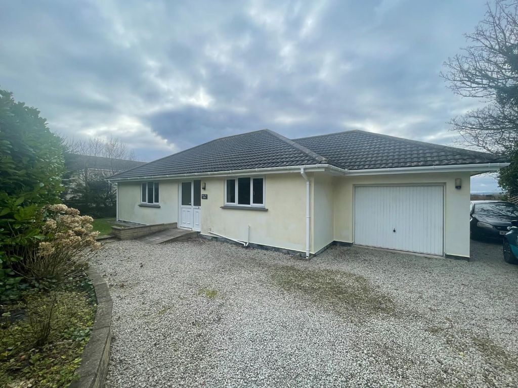 3 bed bungalow to rent in Townshend, Hayle TR27, £1,300 pcm