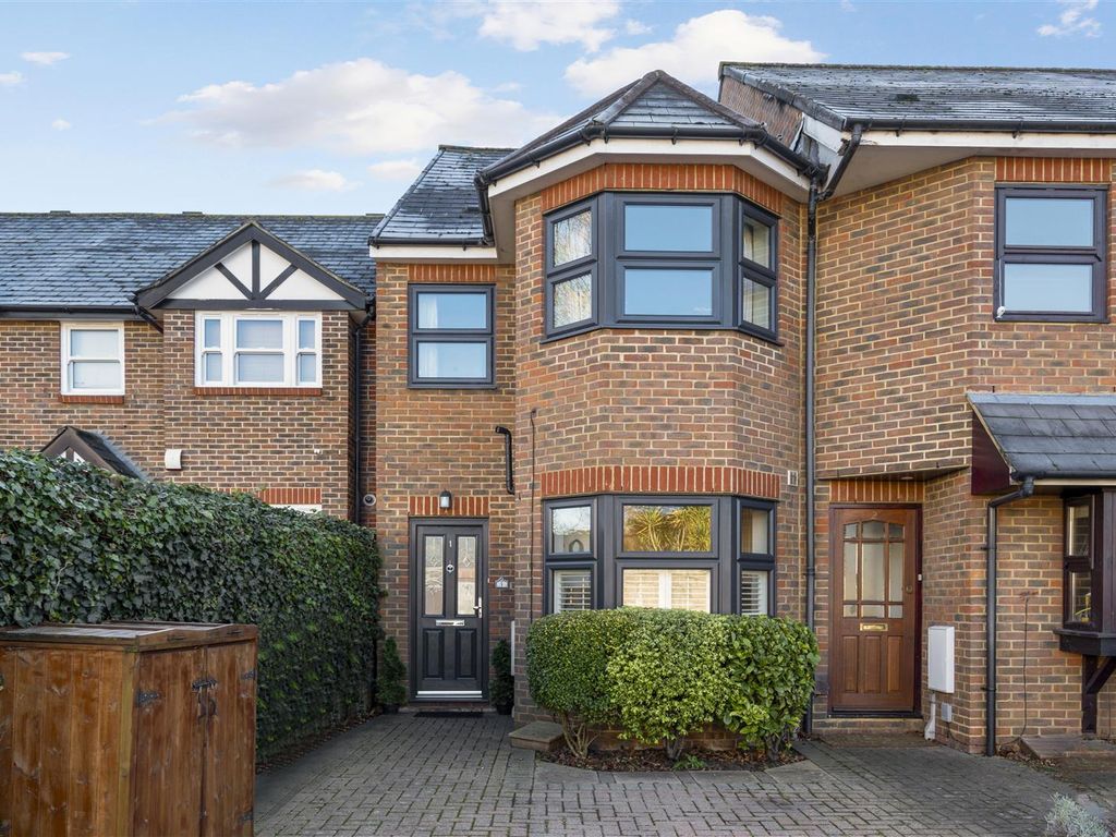3 bed property for sale in Lynwood Terrace, Henfield Road, Wimbledon SW19, £850,000