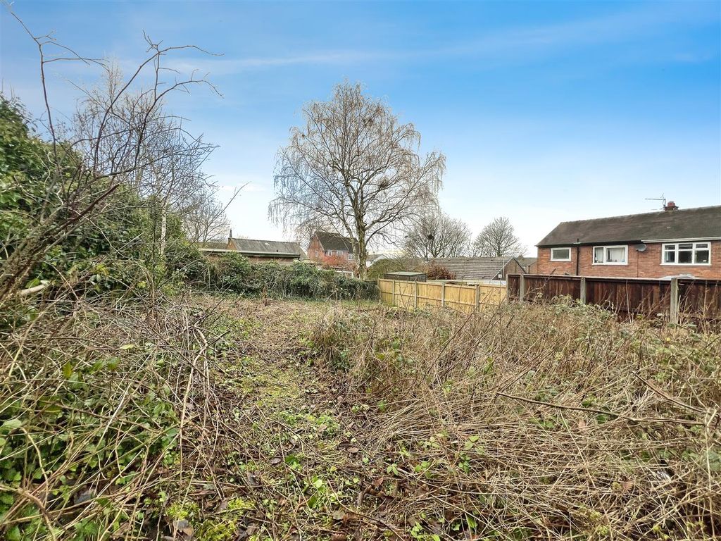 Land for sale in Higher Road, Longridge, Preston PR3, £50,000