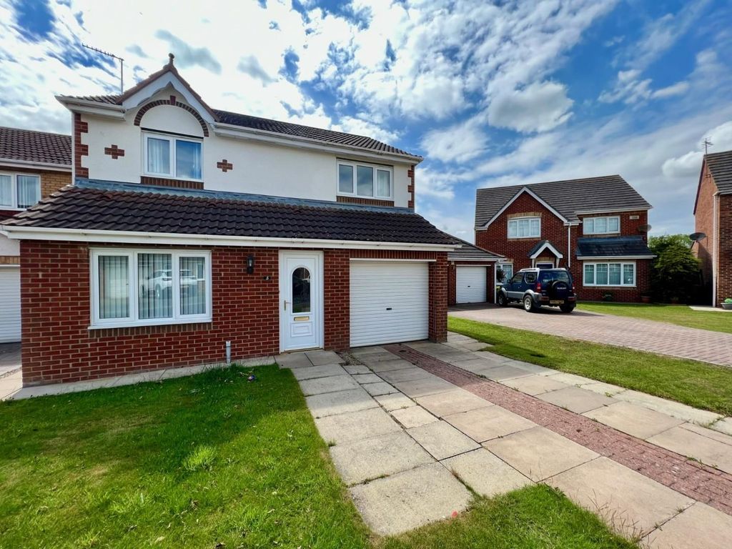 3 bed detached house for sale in Melrose Drive, Stockton-On-Tees TS18, £210,000